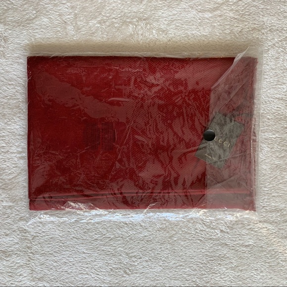 NWT Authentic Gucci Silk Wool Blend Large Square Scarf Shawl Maroon Red - Picture 7 of 7